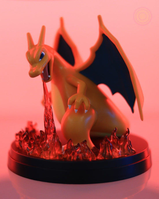 Figura Charizard (Super Premium Collection)