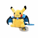 Peluche Pikachu Poncho Mega Charizard